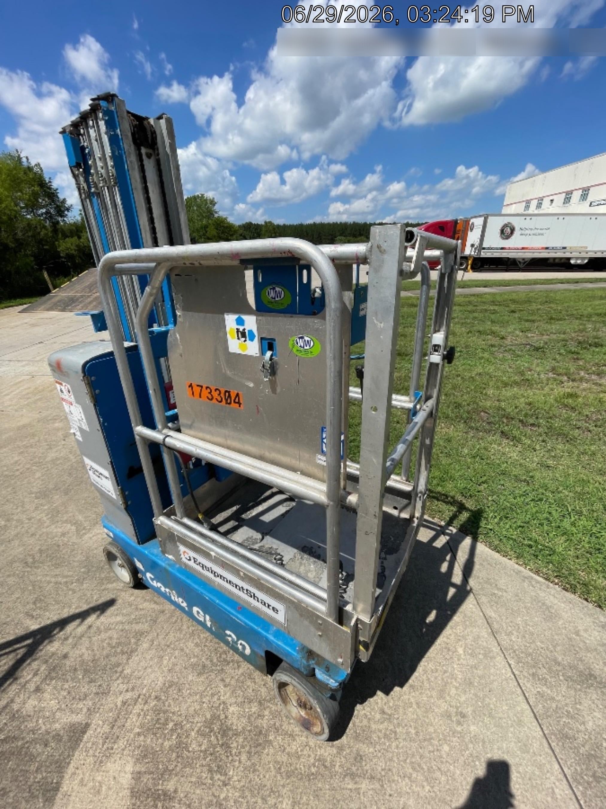 2021 GENIE GR-20