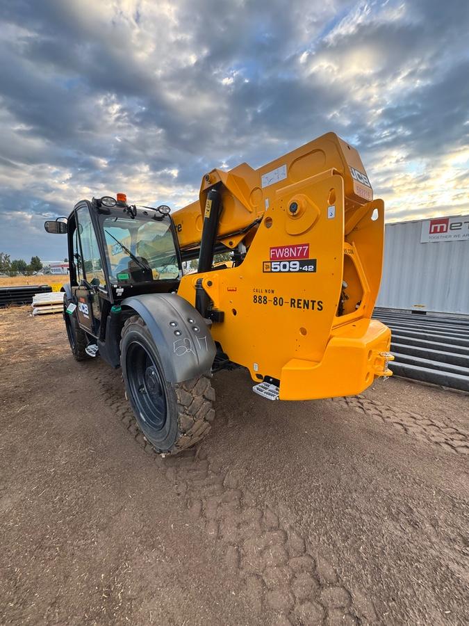 2025 JCB 509-42