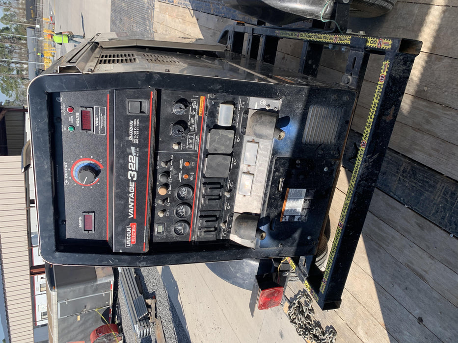 2019 Lincoln Electric Vantage 322 Welder Ready-Pak 3, Two wheel trailer, Fender and Light kit, Cable Rack