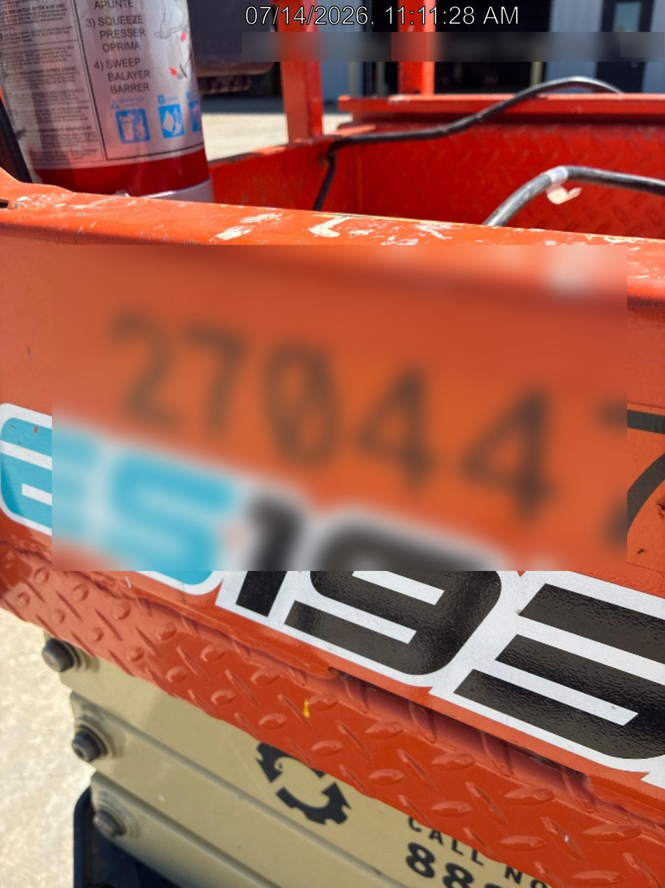 2022 JLG ES1932