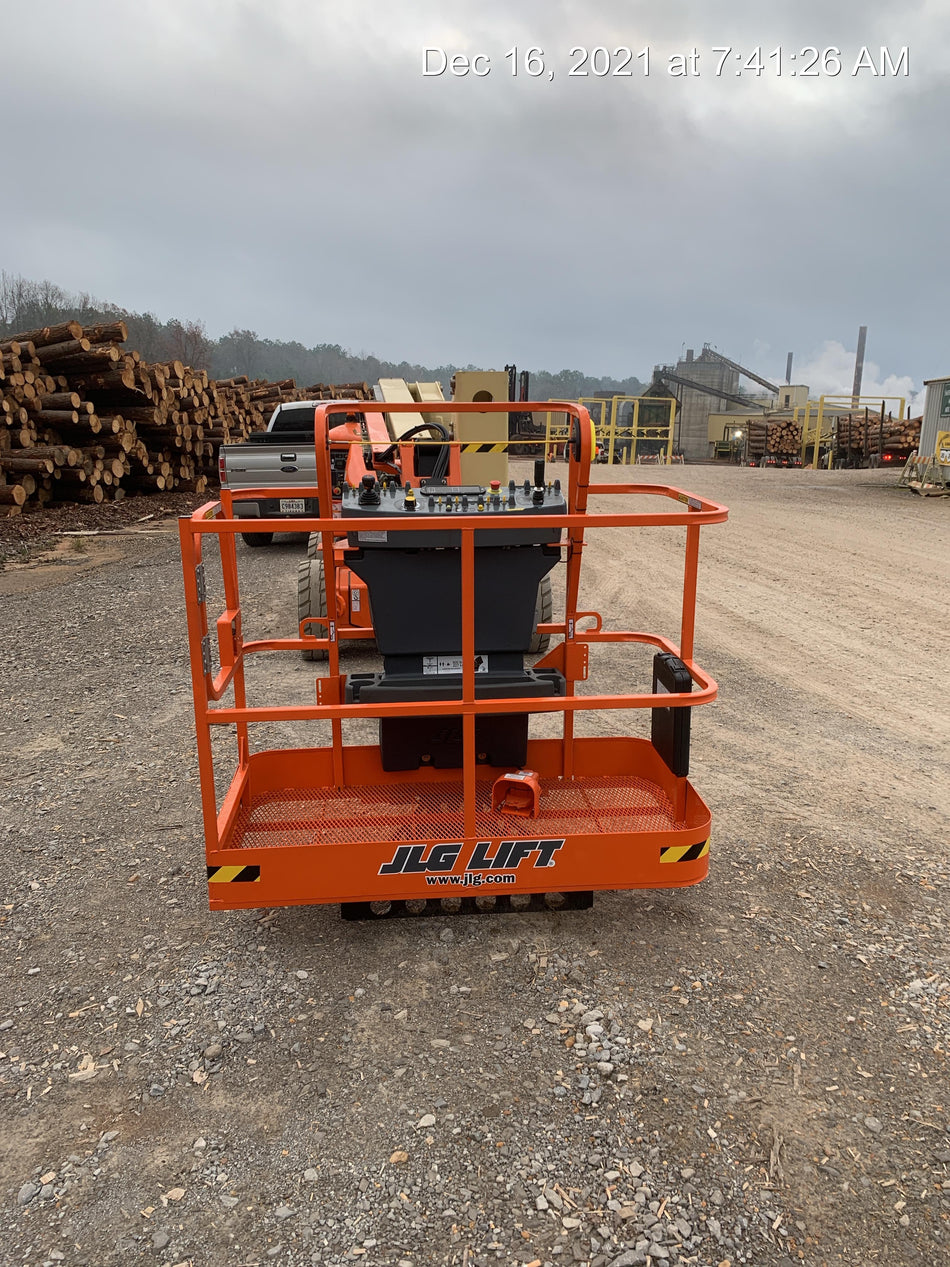 2021 JLG E450AJ