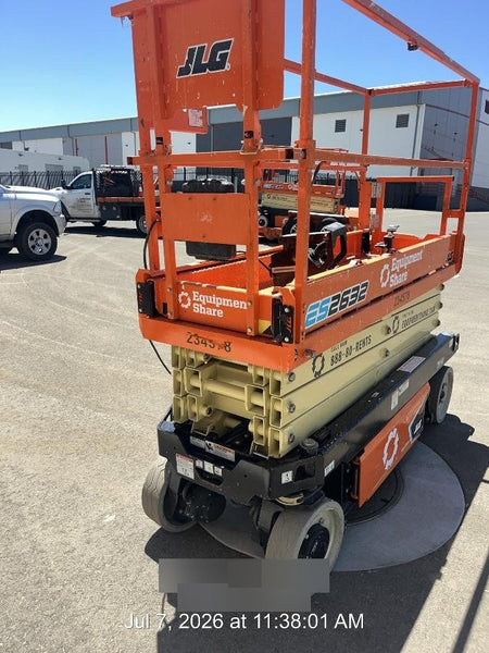 2022 JLG ES2632