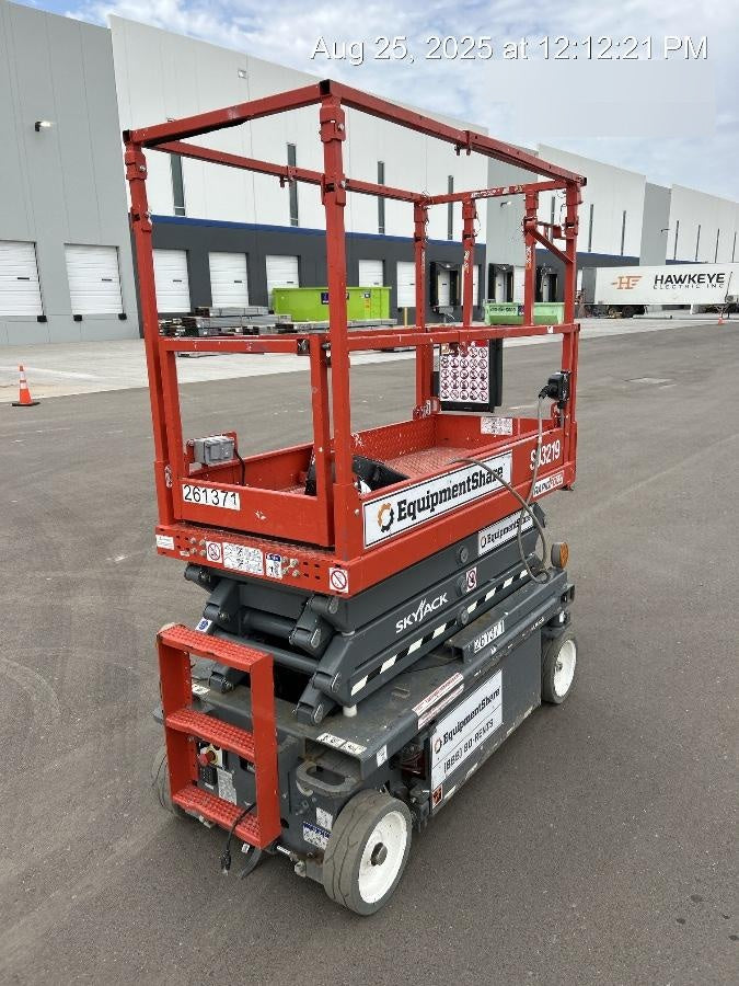 2022 SKYJACK SJ3219