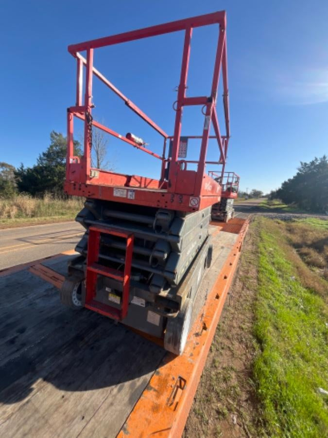 2015 Skyjack SJIII-4632 Skyjack SJIII-4632 32' Scissor Lift