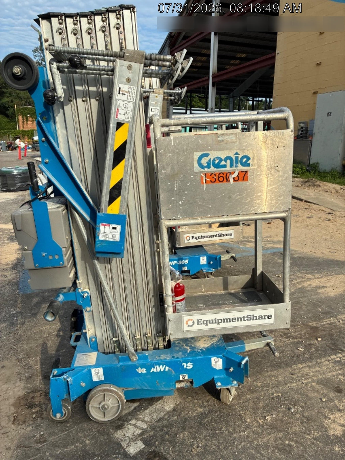 2021 GENIE AWP-30S DC