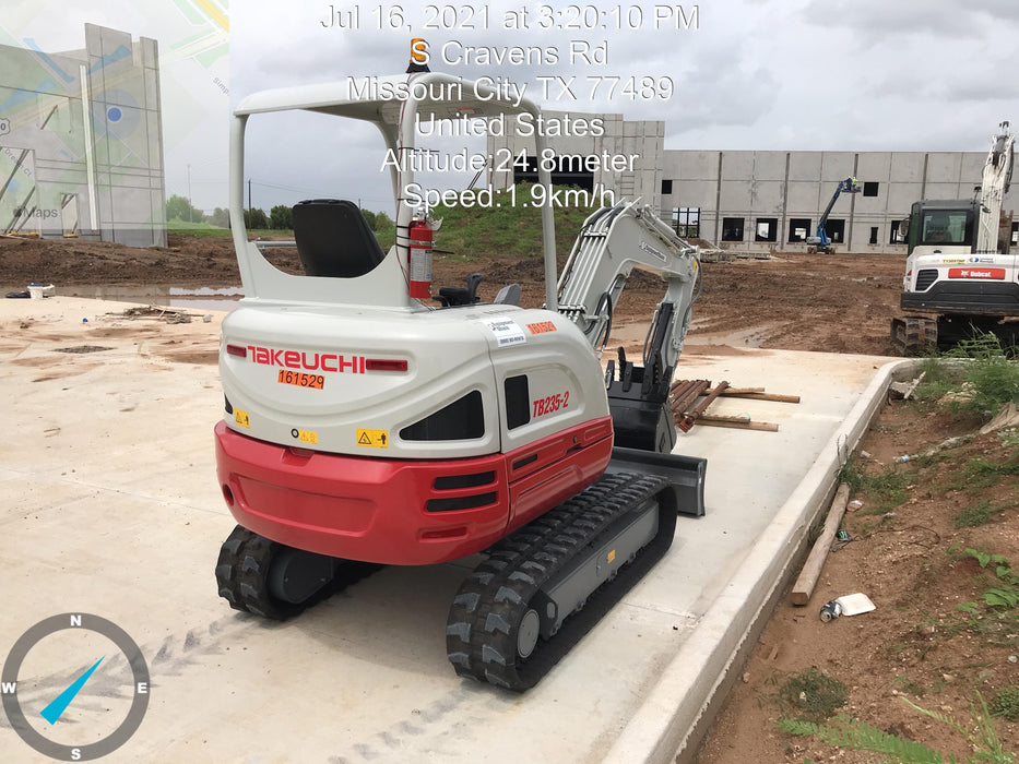 2021 TAKEUCHI TB235-2R