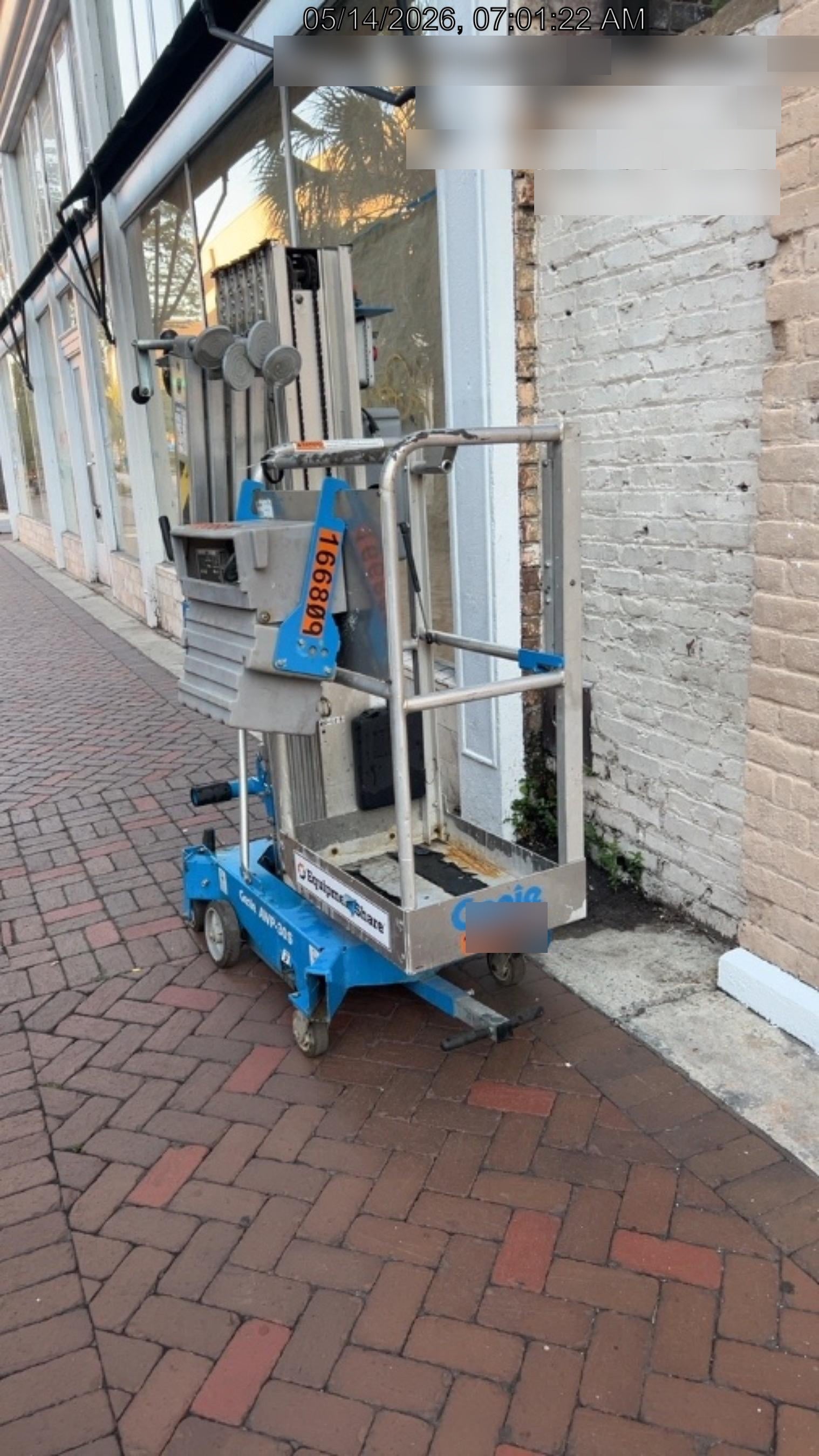 2021 GENIE AWP-30S DC