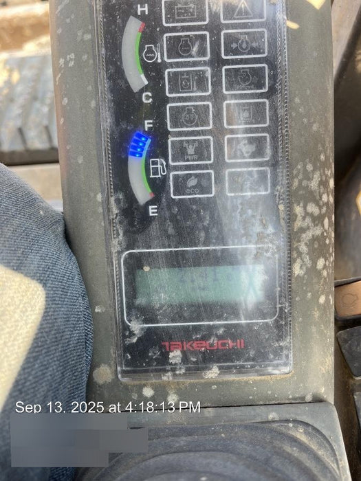 2019 Takeuchi TL8 Canopy, 15" Wide Rubber Tracks, Back-up Alarm, Front & Rear Working Lights, Auxiliary Hydraulics, Two-Speed Travel, Electronic Monitoring System 76" HD Smooth Dirt Bucket with Bolt-On Edge, 20.3 cubic feet Capacity