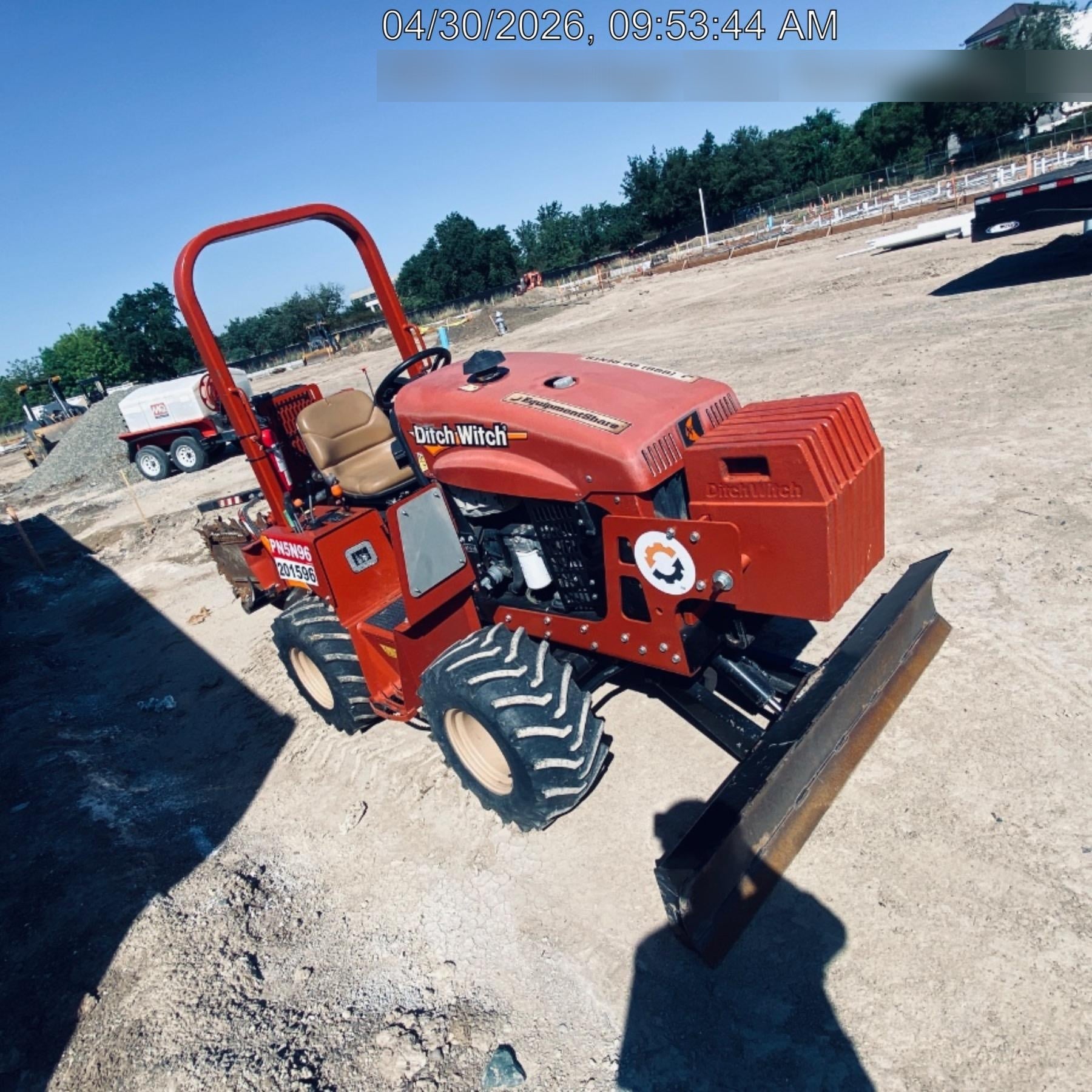 2022 DITCH WITCH RT45A
