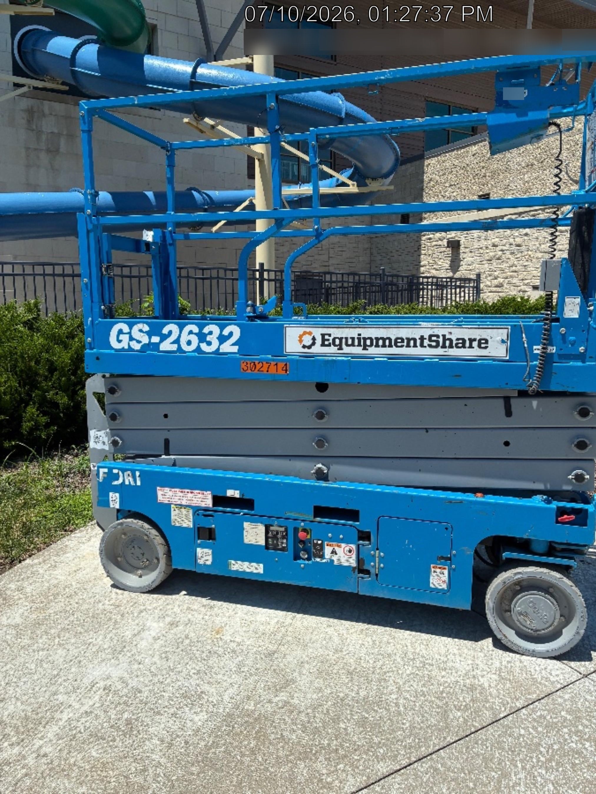 2023 GENIE GS-2632