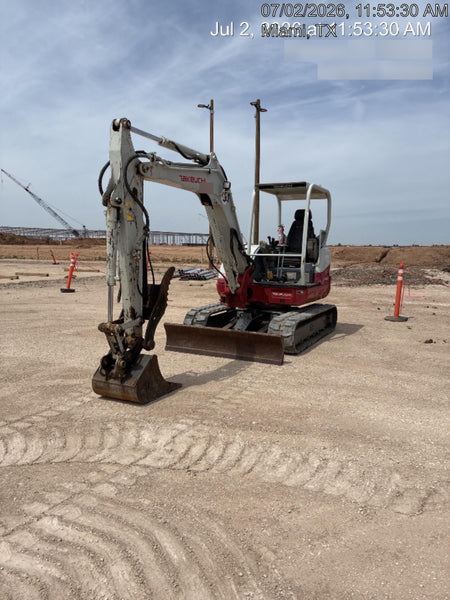 2021 TAKEUCHI TB250-2