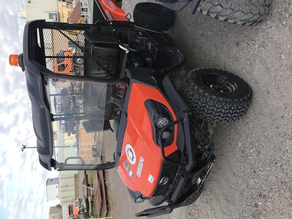 2019 Kubota RTV-XG850WL-H 4wd Utility Cart, Gas, 2 Seat, LED Strobe, Windshield Tempered Glass, Plastic Canopy, Wire Harness Kit, Backup Alarm