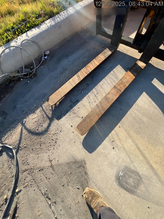 2019 JCB 509-42 74 HP w/CAB/HVAC, Beacon, Aux Hydraulics, Worklights, Solid Tires