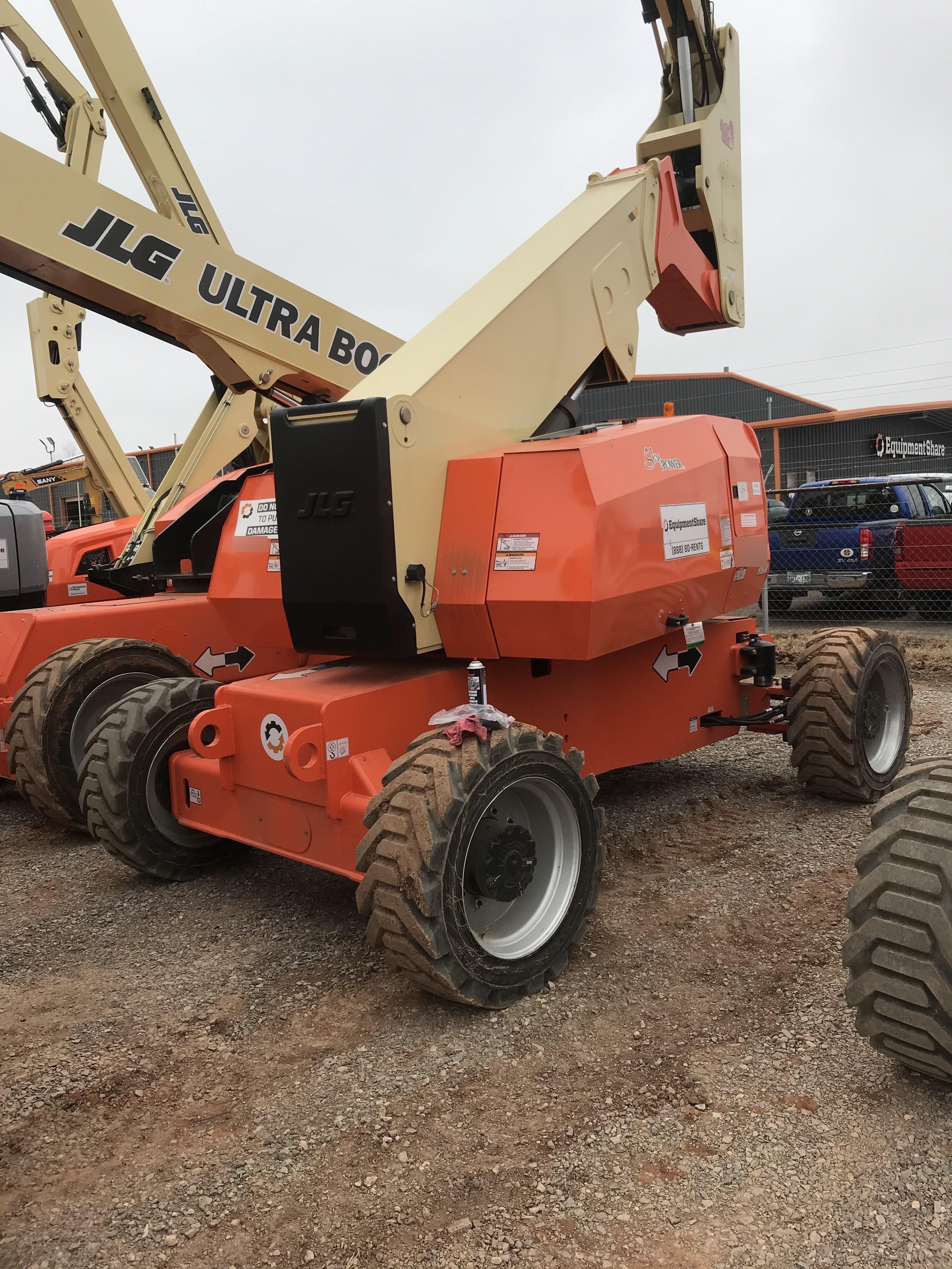 2019 JLG 800AJ Deutz Diesel Engine, FF Tires, Welder-Ready Package, Rotating Beacon