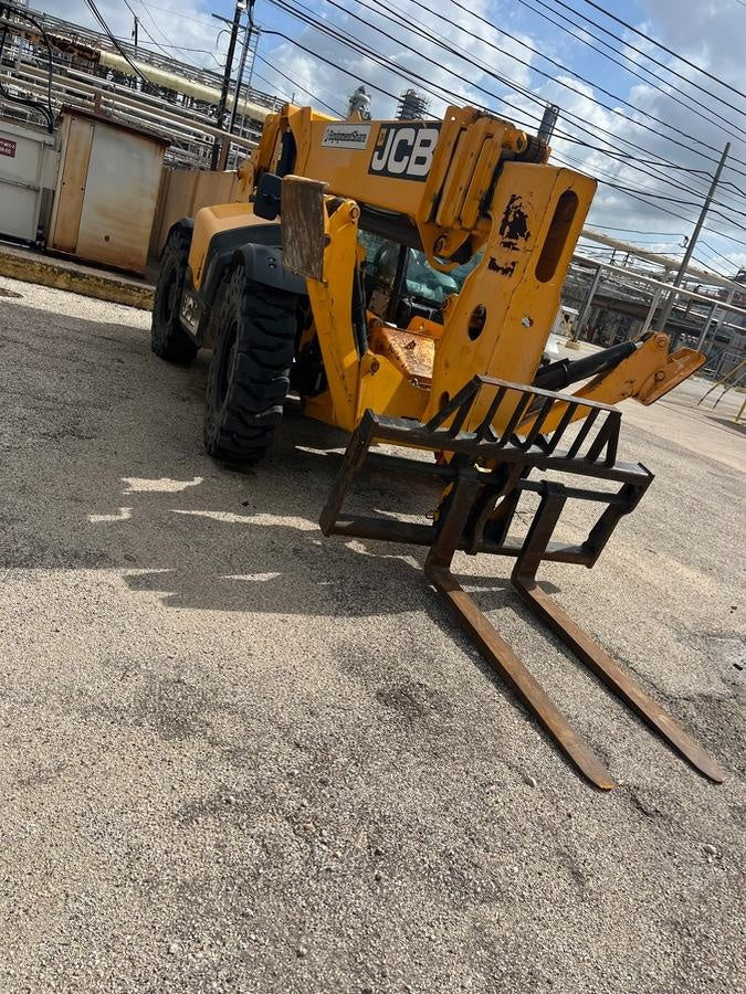 2020 JCB 512-56