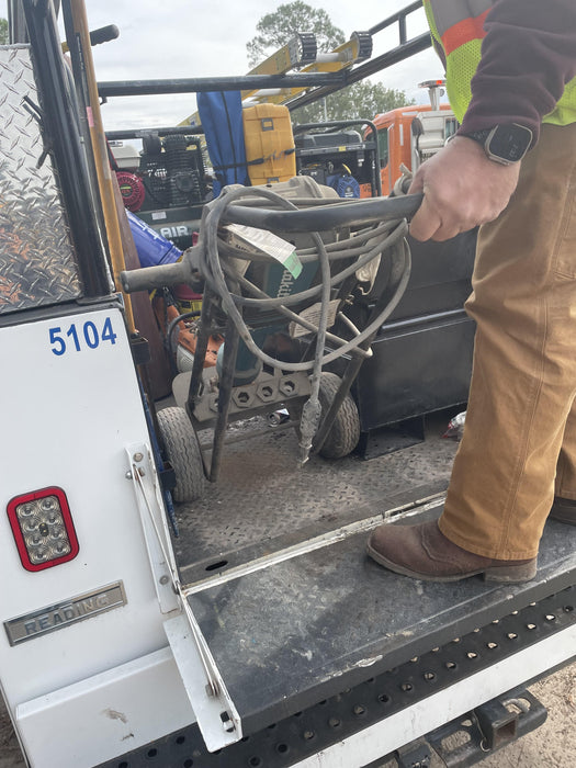 2019 MAKITA HM1812X3