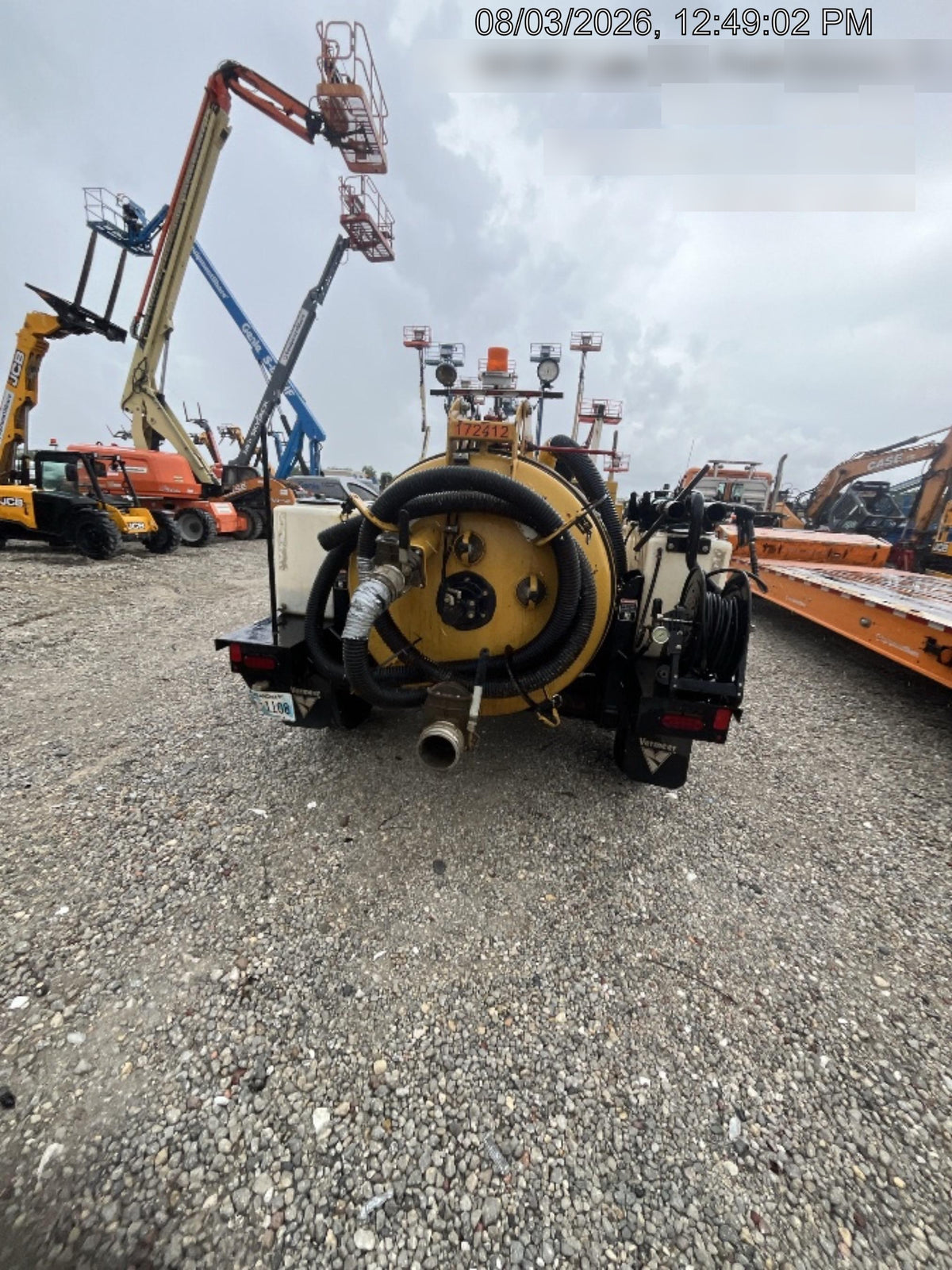 2021 Vac-Tron LP573XDT T4 Koehler Diesel Engine, 500 Gallon Debris Tank, x2 100 Gallon Water Tanks