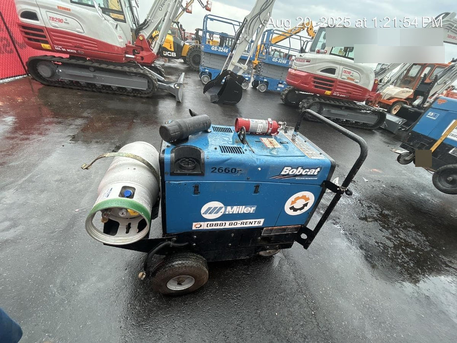 2019 Miller Electric BOBCAT 250 LP/Propane, Running Gear, Tank Bracket, Hose