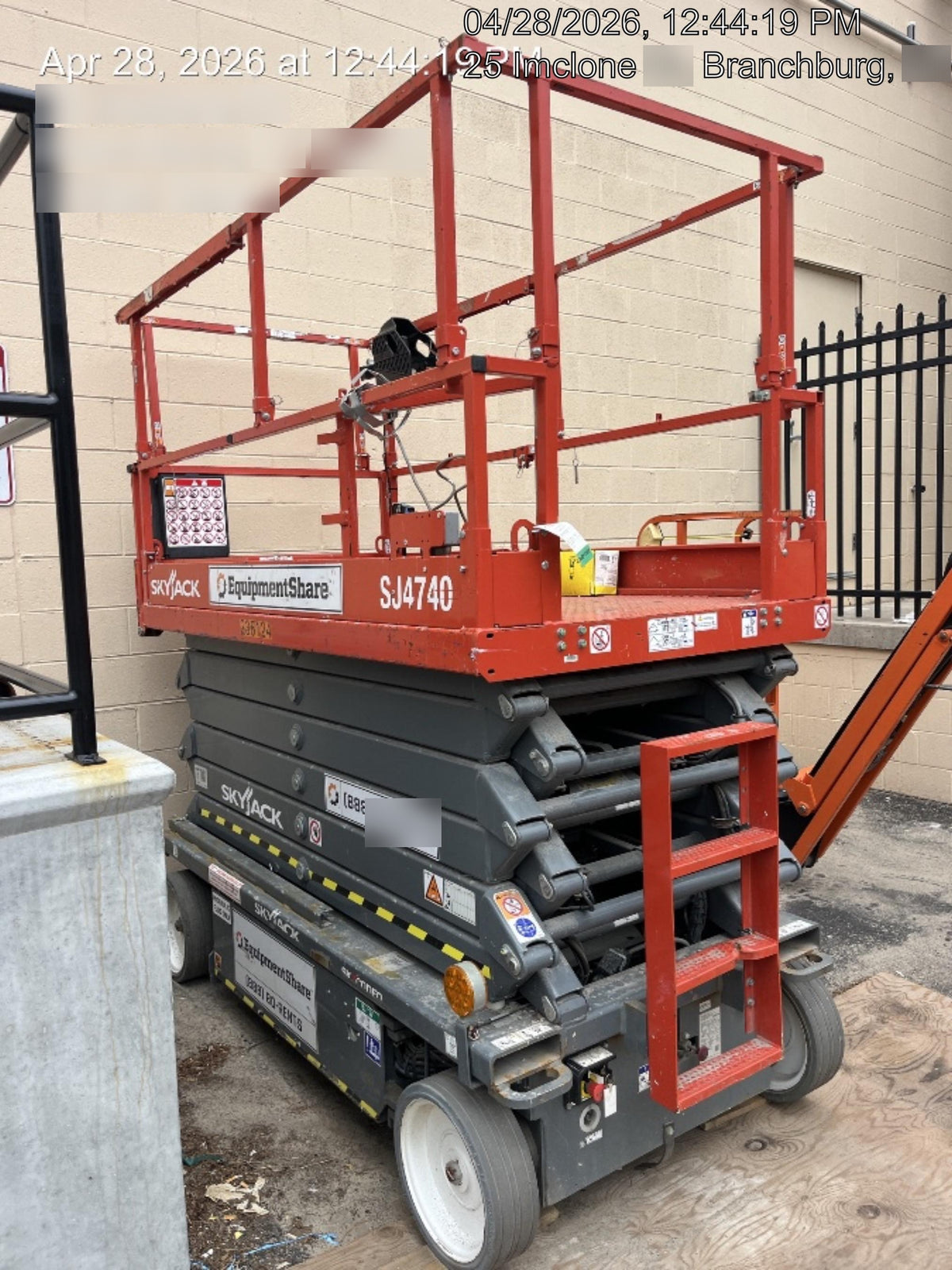 2022 SKYJACK SJ4740
