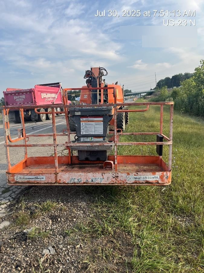 2021 JLG 660SJ