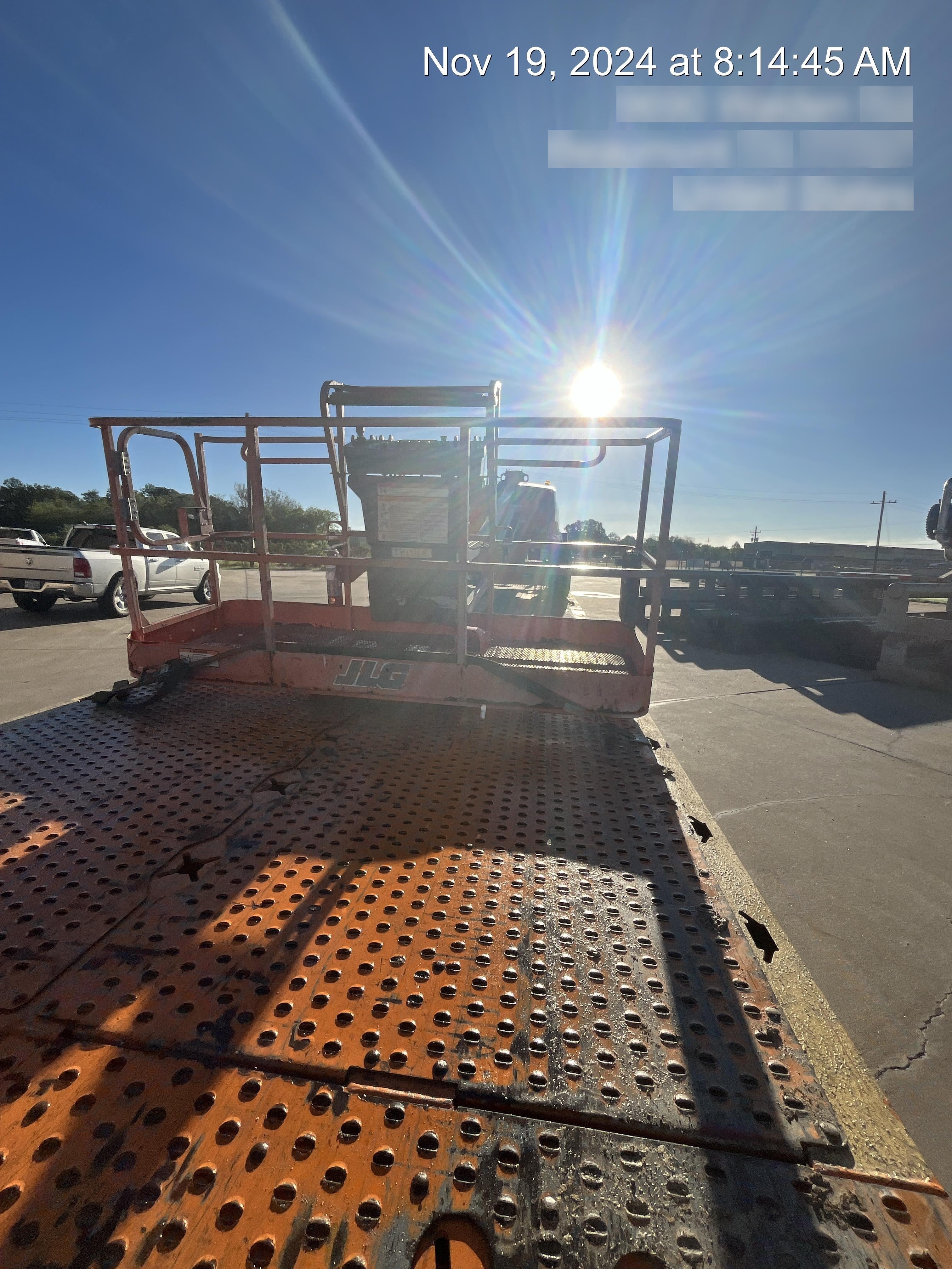 2019 JLG 460SJ