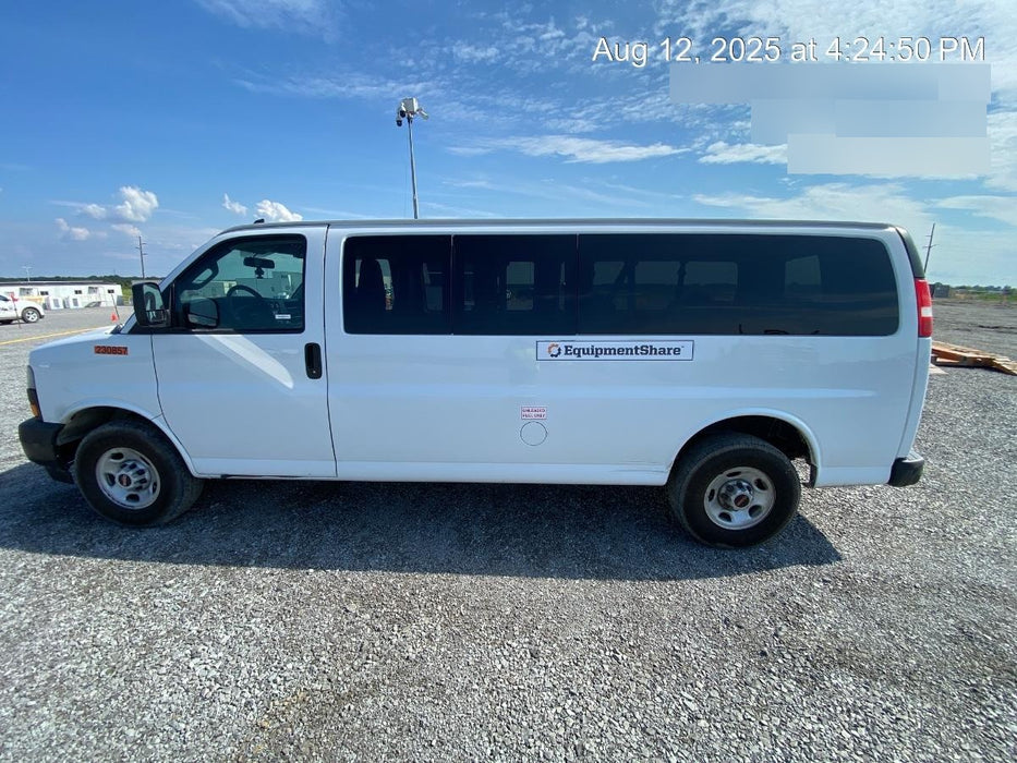 2022 GMC Savana 3500