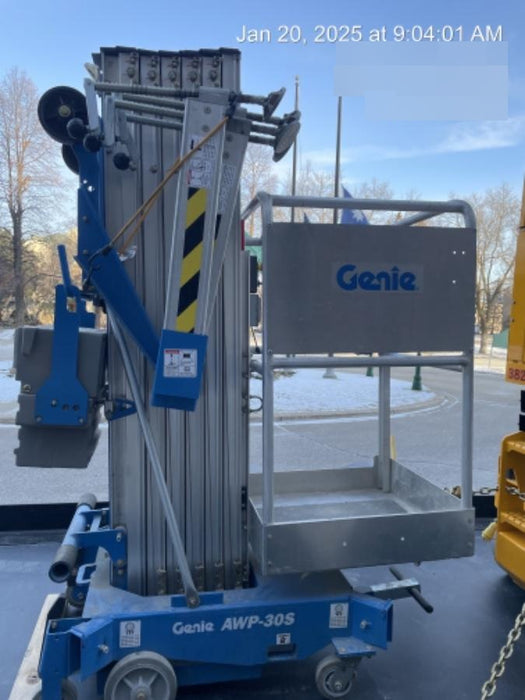 2020 GENIE AWP-30S