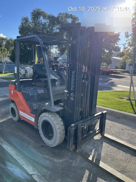 2022 TOYOTA 50-8FGU25