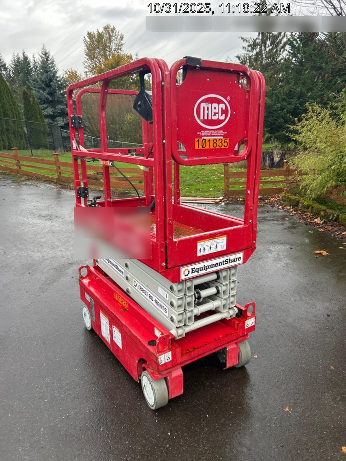 2020 MEC 1330SE Solid NM Tires, Steel Swing out Doors, LCS, Beacon, 900W Invertor