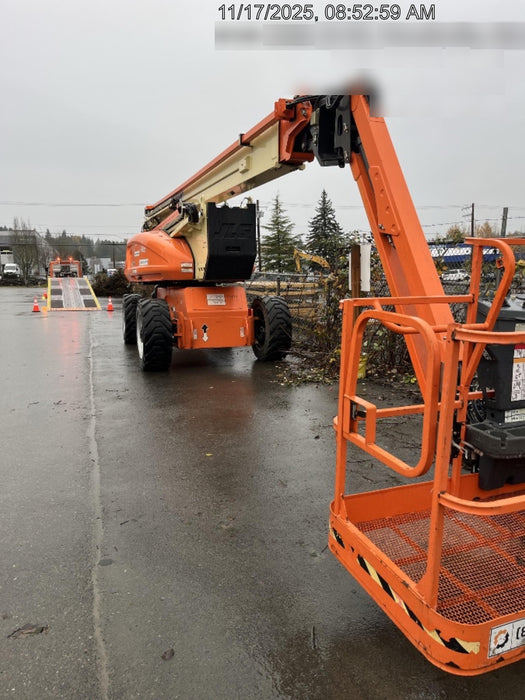 2020 JLG 1250AJP