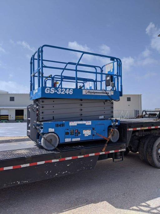 2019 Genie GS-1930 Fixed rails with chain Entry