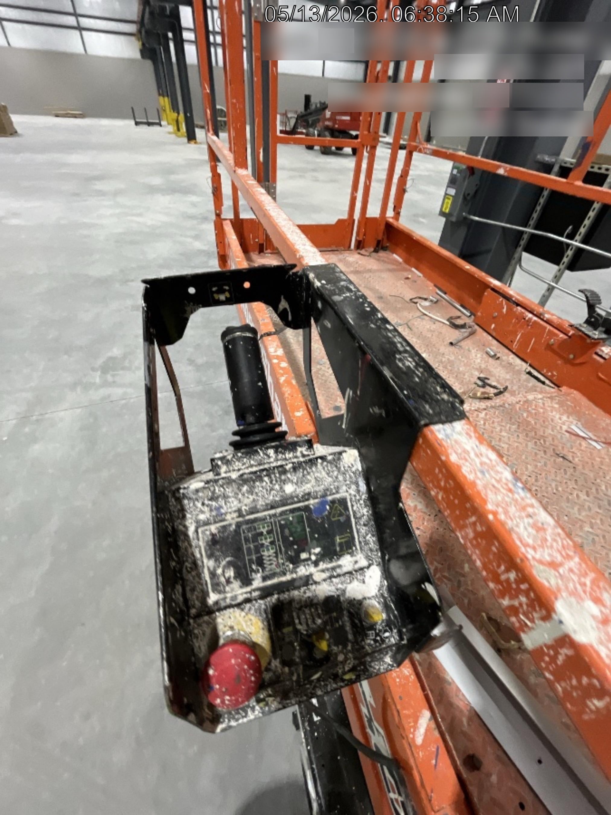 2023 JLG R4045