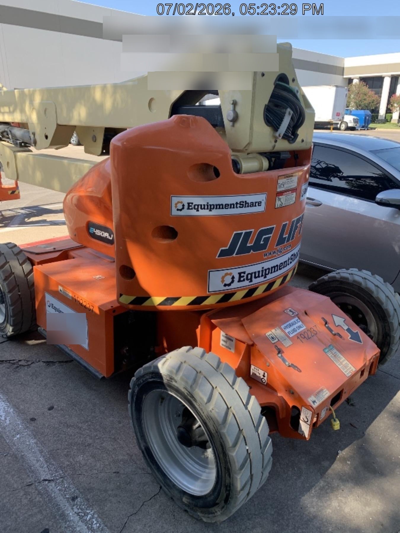 2021 JLG E450AJ