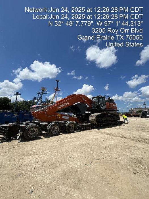 2025 HITACHI Bucket 60" HD, Excavator 110,000 - 120,000 Hitachi