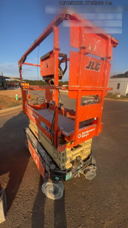 2022 JLG ES1932