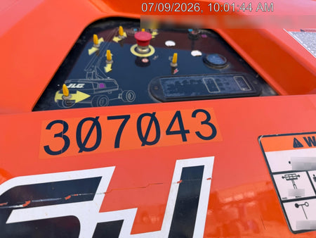 2023 JLG 660SJ