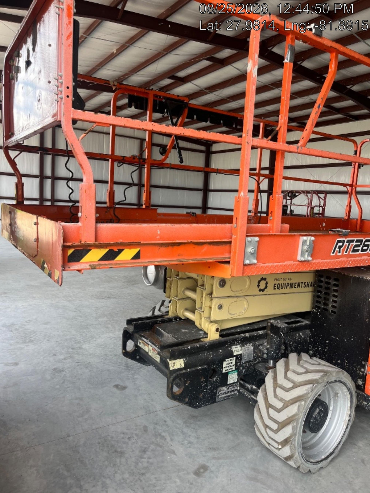 2022 JLG RT2669