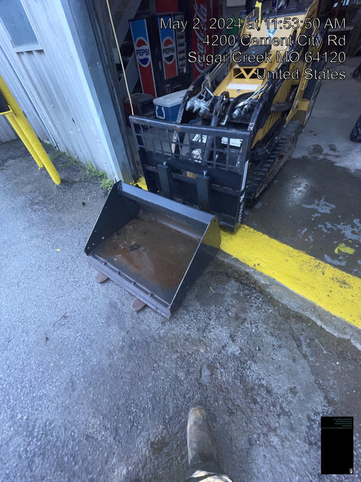 2023 BOBCAT 36" Mini Skid Steer Fork Carriage - Bobcat