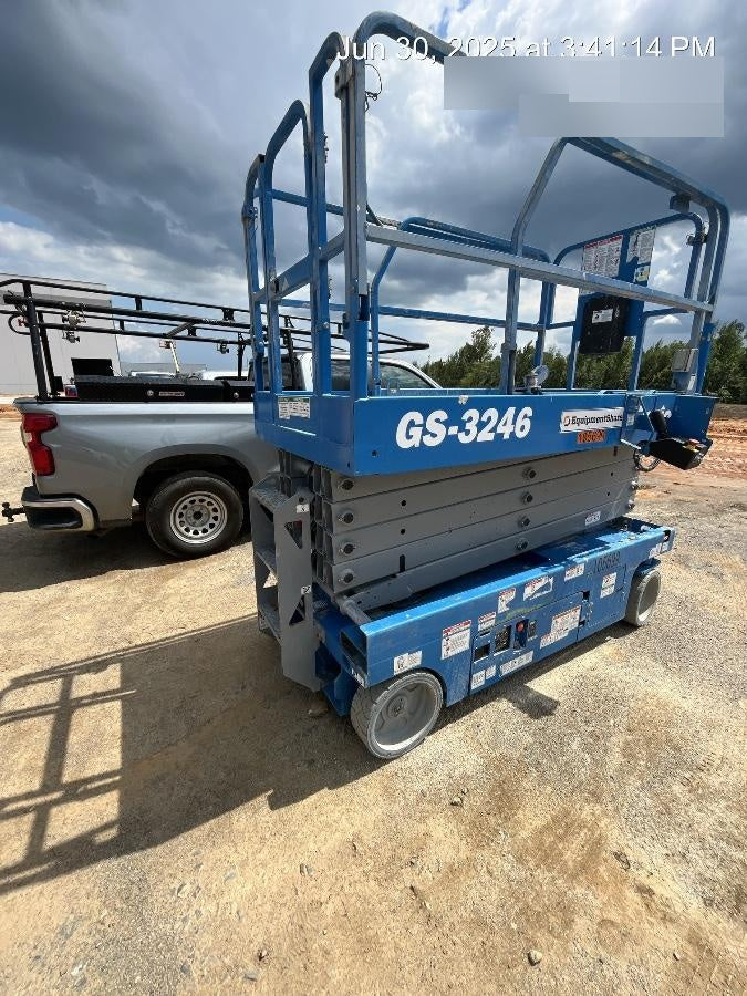 2020 Genie GS-3246 Standard, Folding full height swing gate