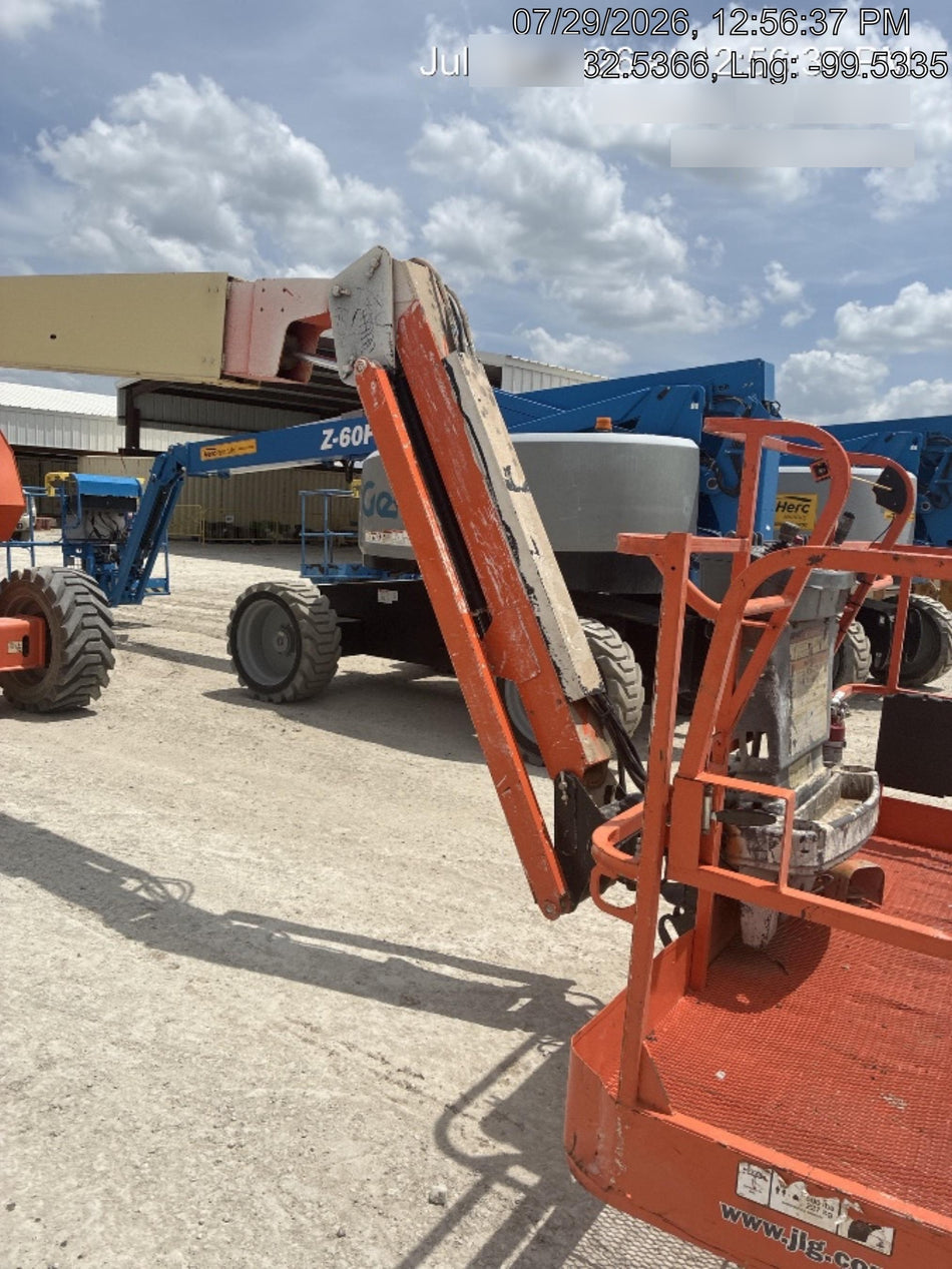 2021 JLG 800AJ