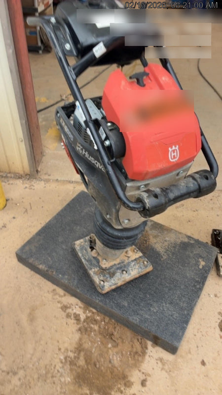 2025 HUSQVARNA LT6005