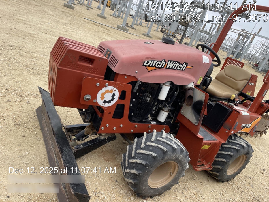 2017 DITCH WITCH RT45A