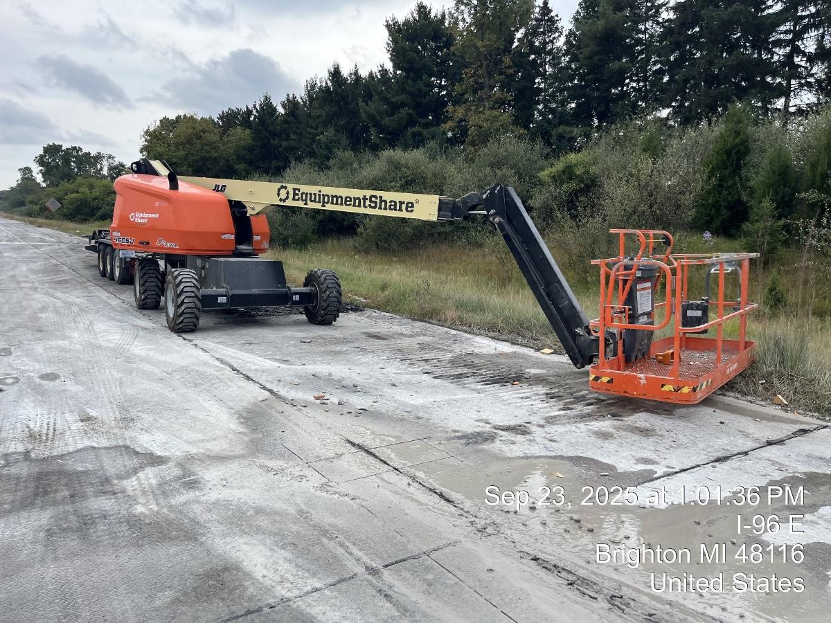 2025 JLG 460SJ