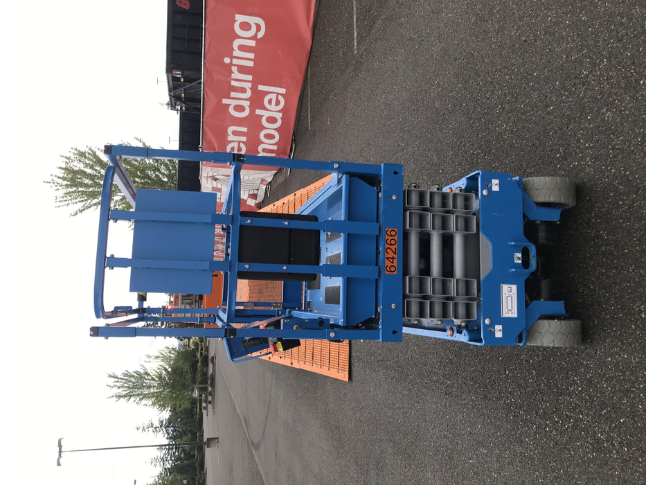 2020 Genie GS-1930 Solid Non Marking Tires, Beacon, Folding rails with half height swing gate, 800W Inverter