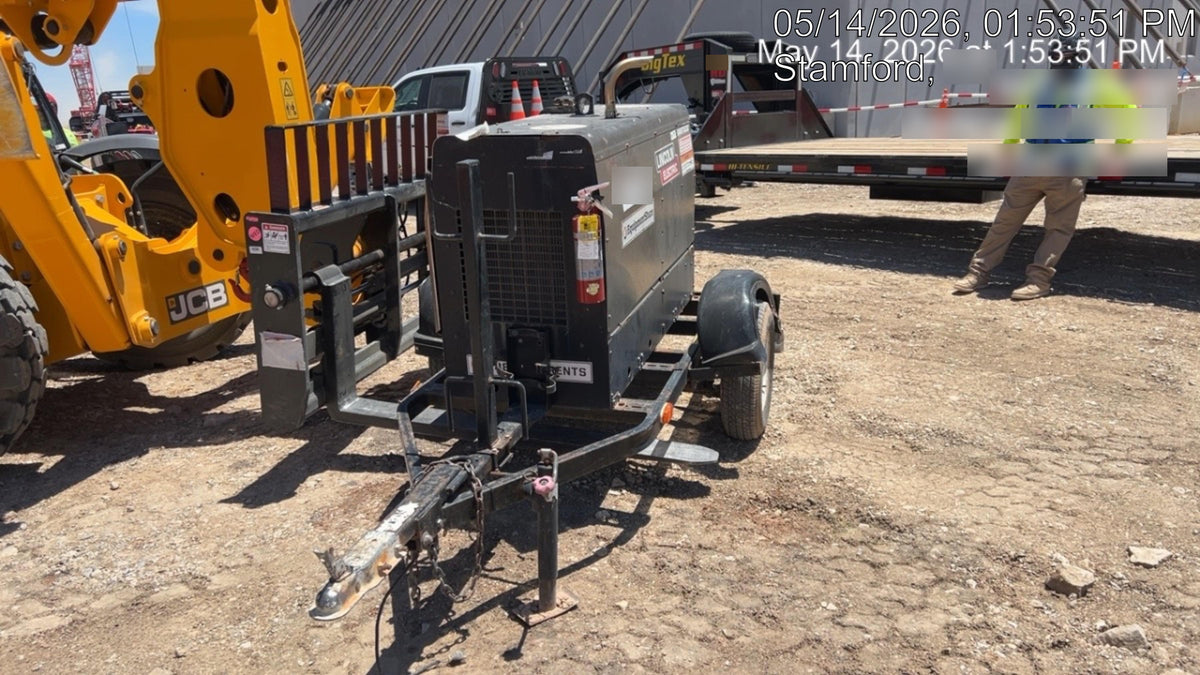 2019 Lincoln Electric Vantage 322 Ready-Pak 3, Two Wheel Trailer, Fender and Light Kit, Cable Rack