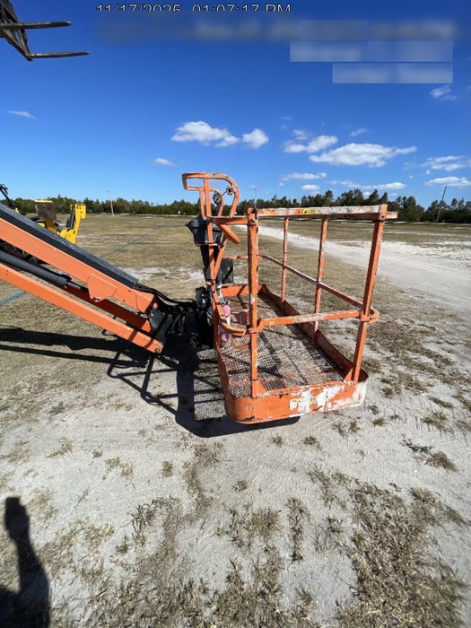 2019 JLG 600AJ