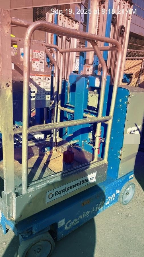 2021 GENIE GR-20