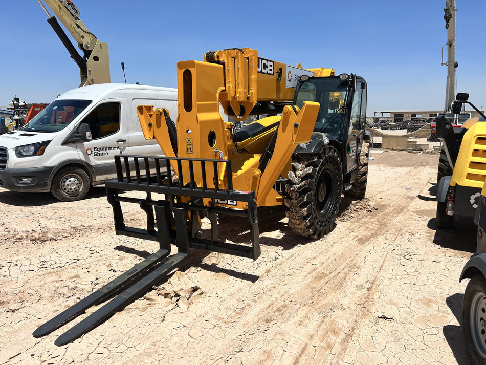 2022 JCB 510-56