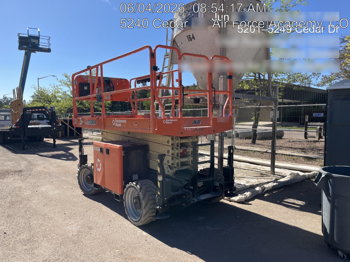 2023 JLG RT3369