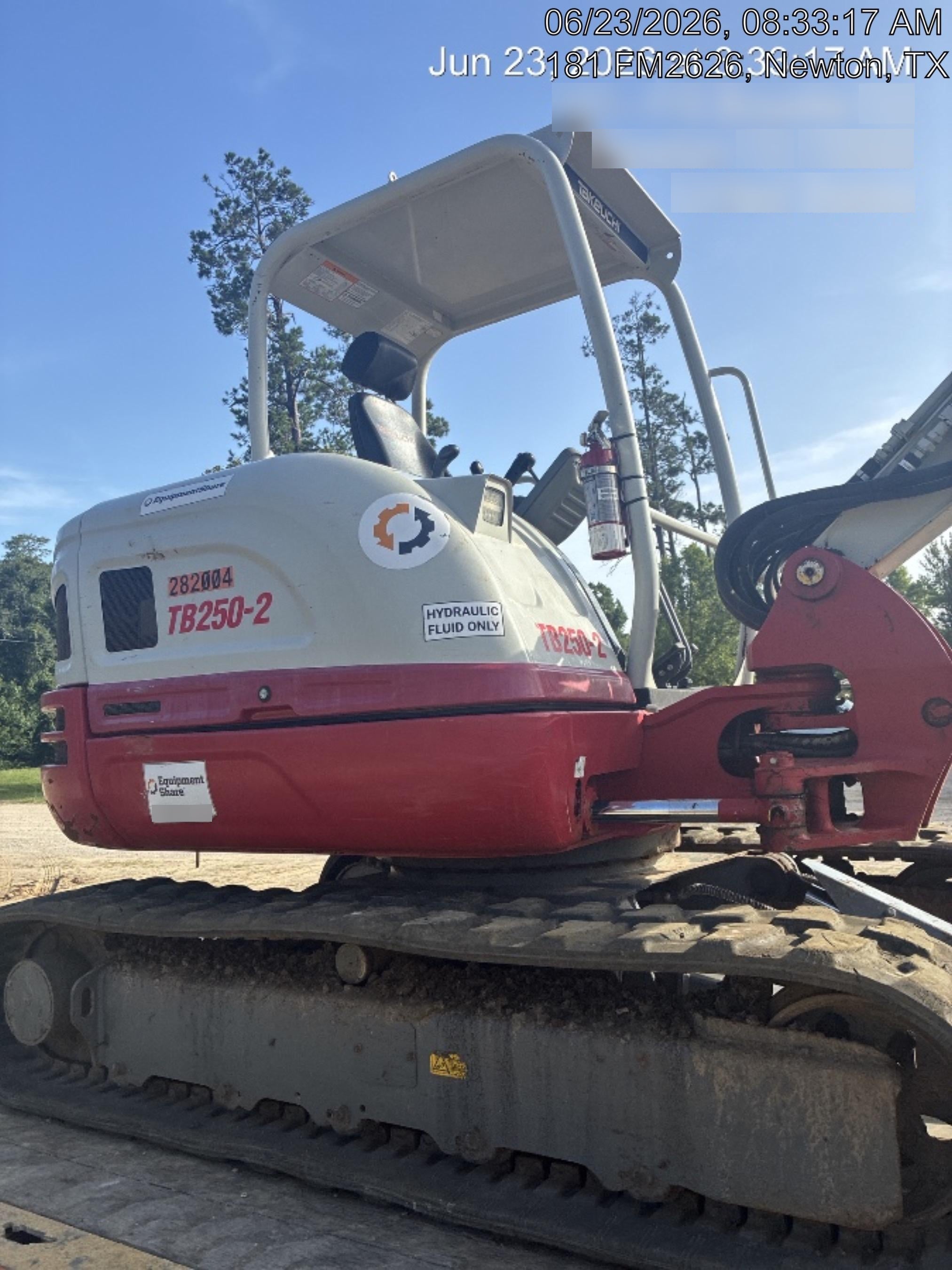 2022 TAKEUCHI TB250-2R